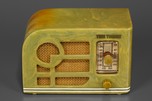 Tom Thumb &rsquo;Deco&rsquo; Catalin Radio in Azure Blue - Super Rare